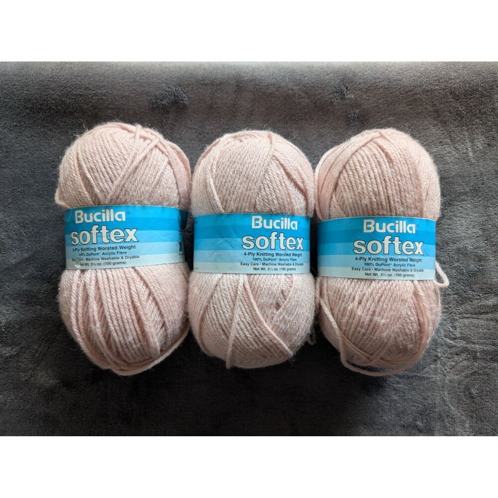 Bucilla Softex Premium Acrylic Easy‎ Care Yarn Lot 3 Skeins Color 68 Light Pink